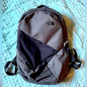 The North Face Isabella Backpack BLACK / GRAY 💗